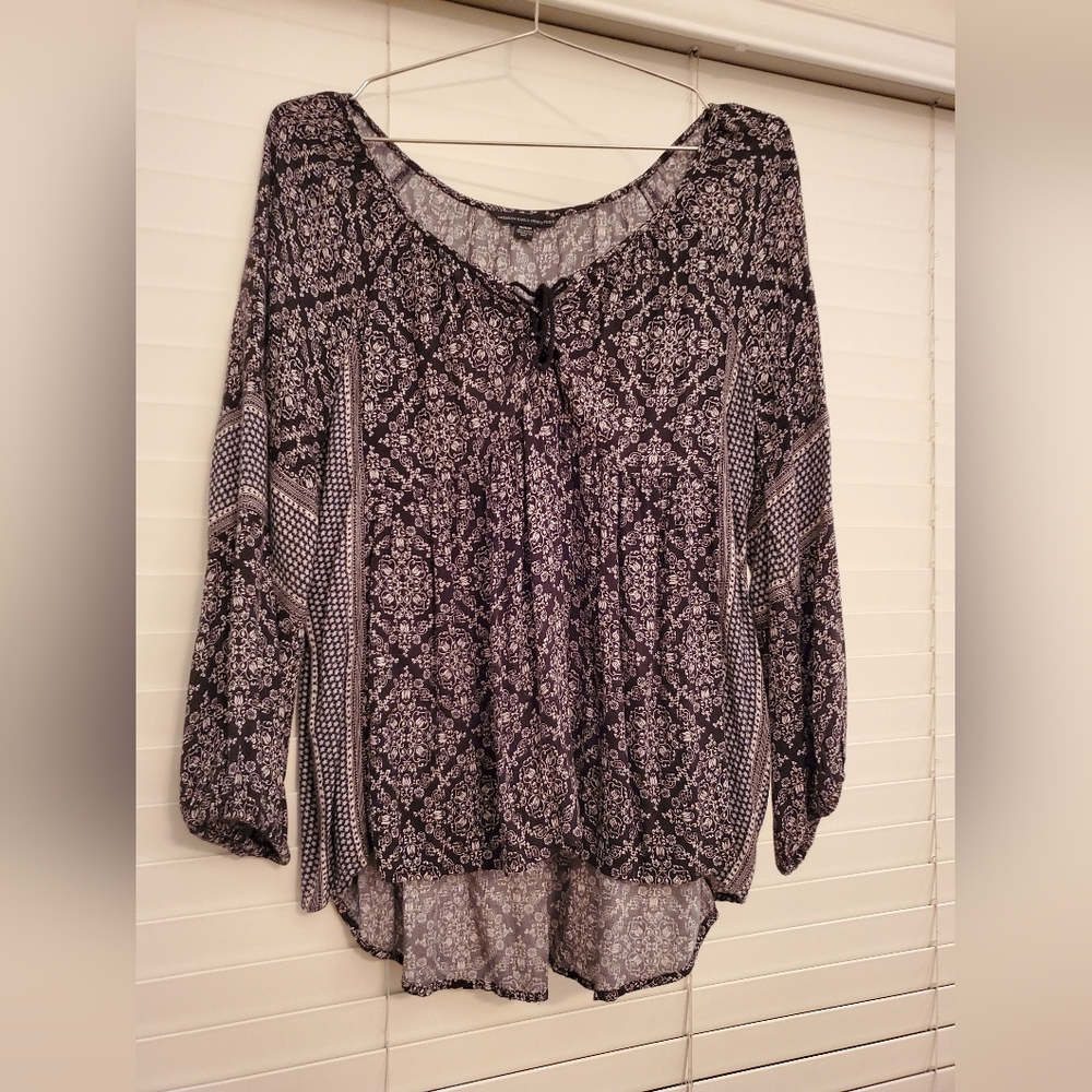 American Eagle Tie-Front Blouse - M
